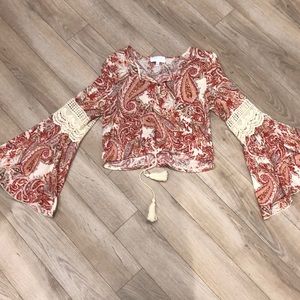 Kendall and Kylie pac sun crop top